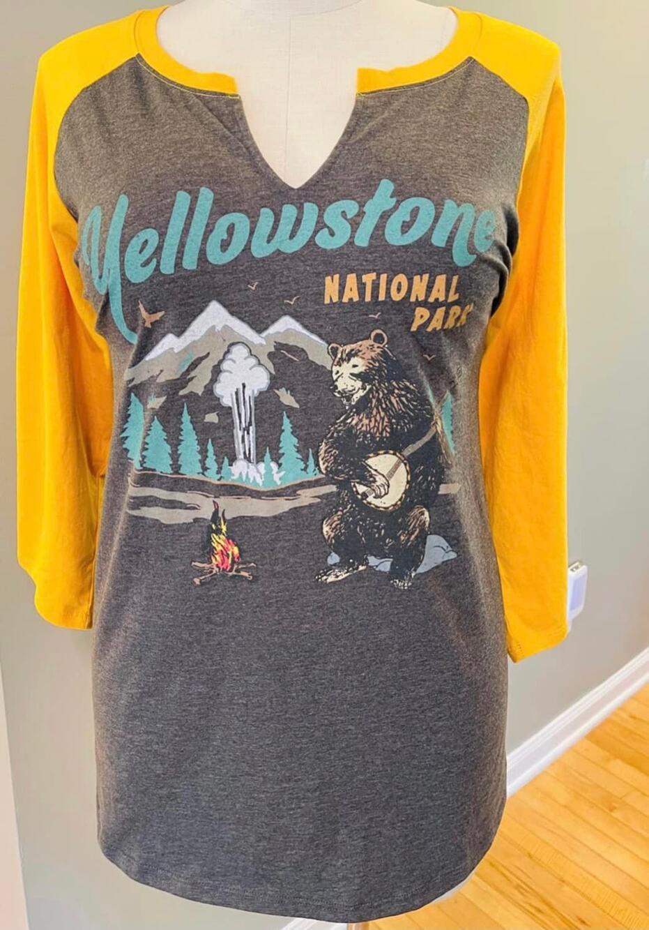 Torrid 3‎ (3X 22/24) New Yellowstone National Park Raglan Graphic Tee T Shirt